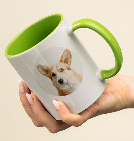 Kubek z kolorowym środkiem