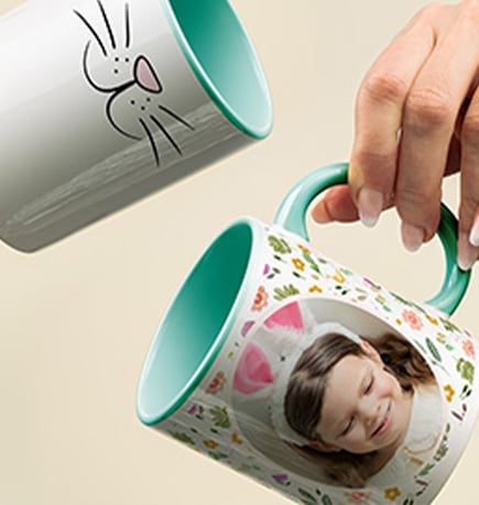 Kubek z kolorowym środkiem